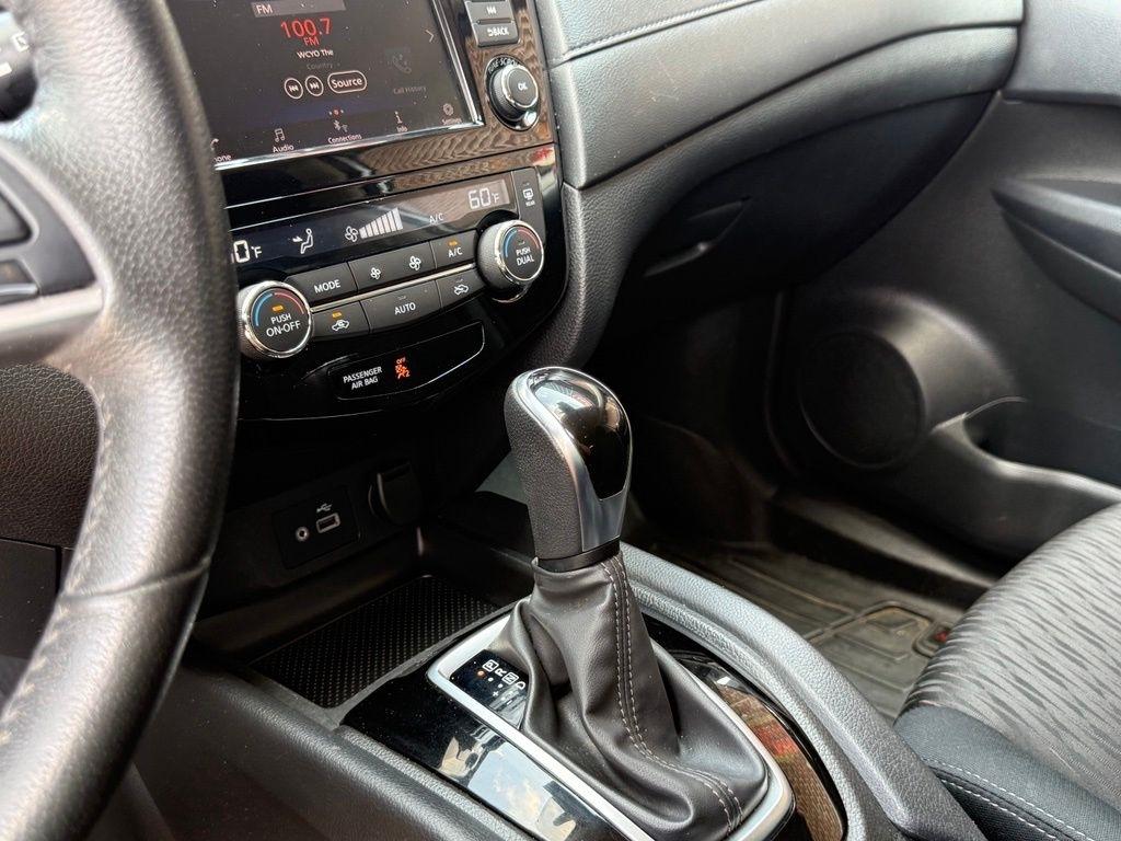Nissan Rogue  2019