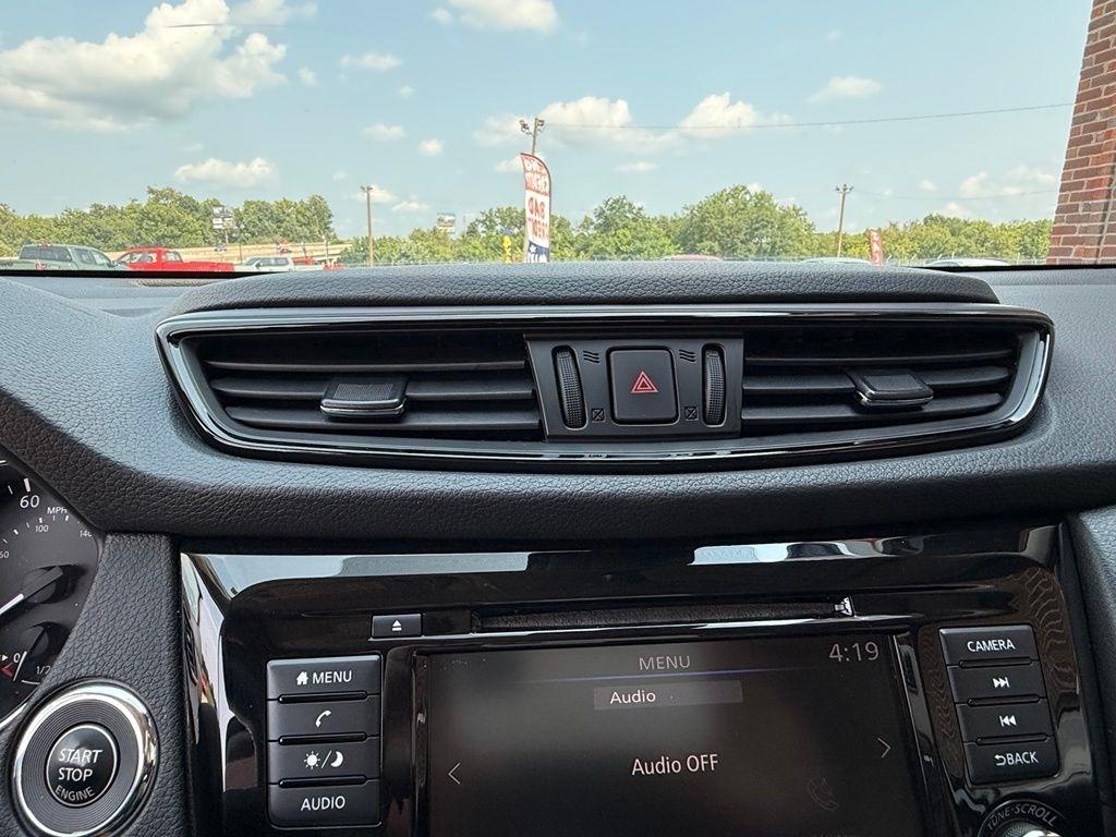 Nissan Rogue  2019