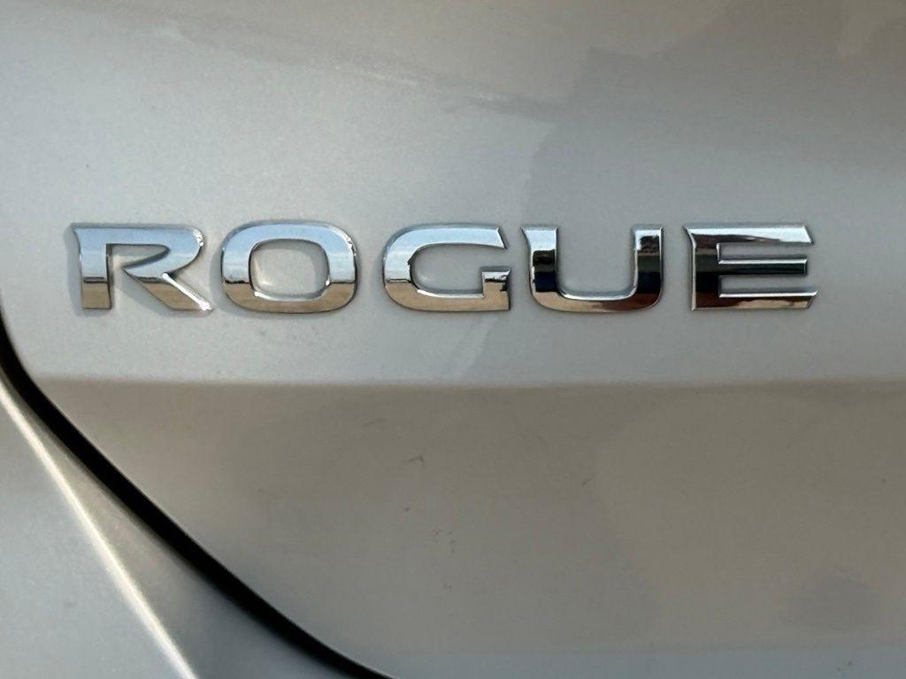 Nissan Rogue  2019