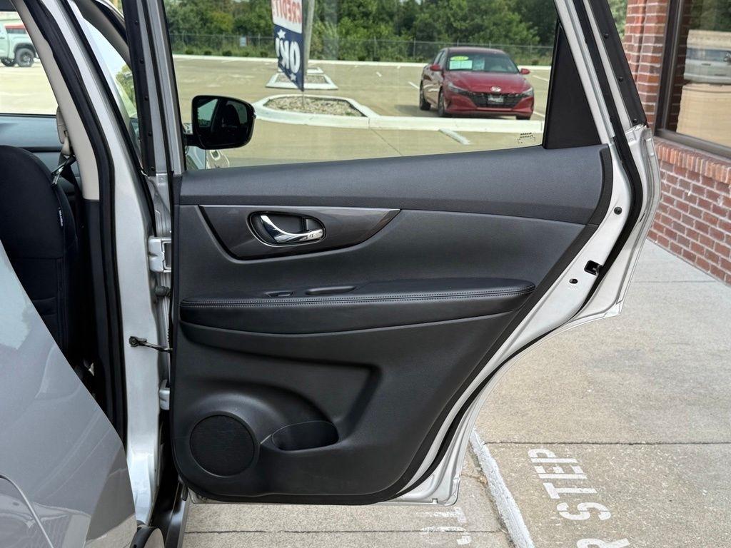 Nissan Rogue  2019