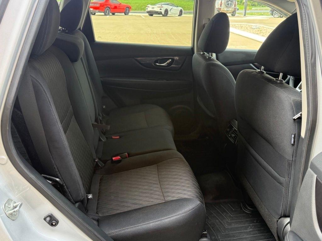 Nissan Rogue  2019