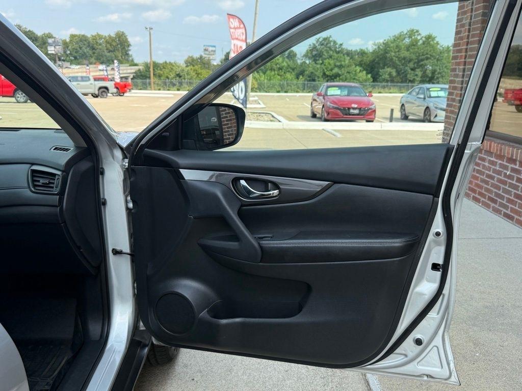 Nissan Rogue  2019