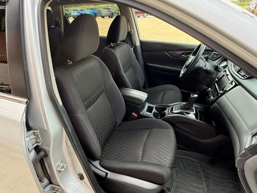 Nissan Rogue  2019