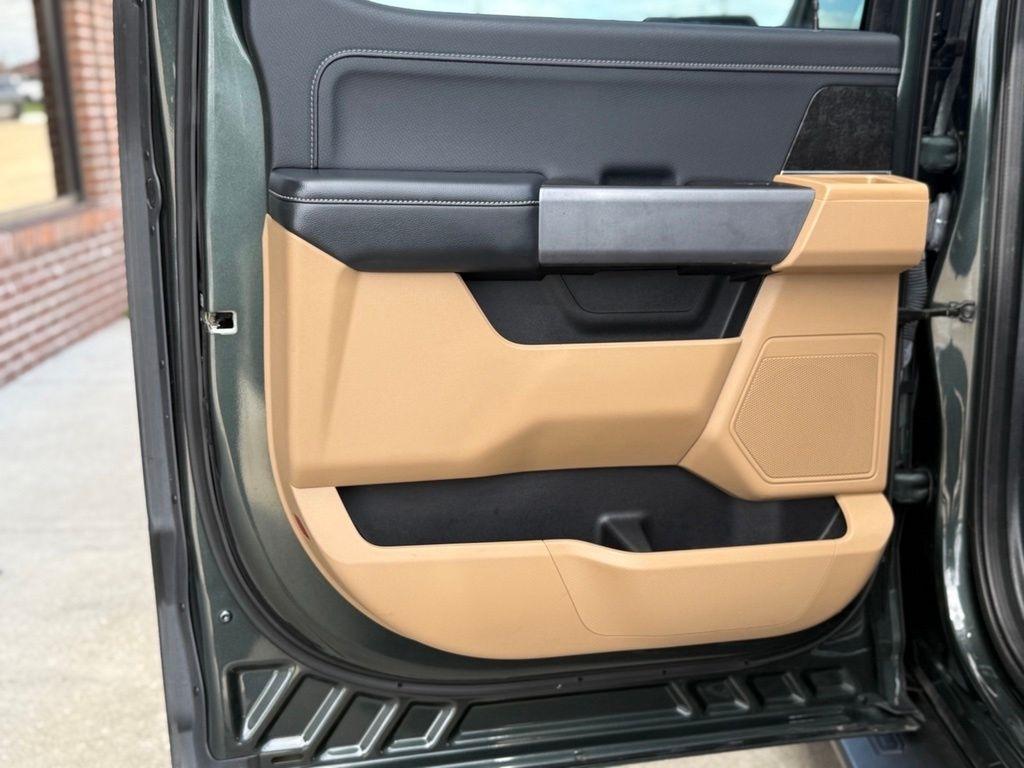 Ford F-150  2021