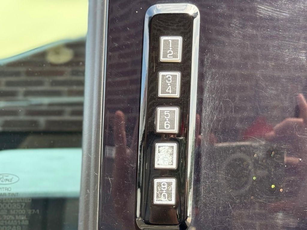 Ford F-150  2021