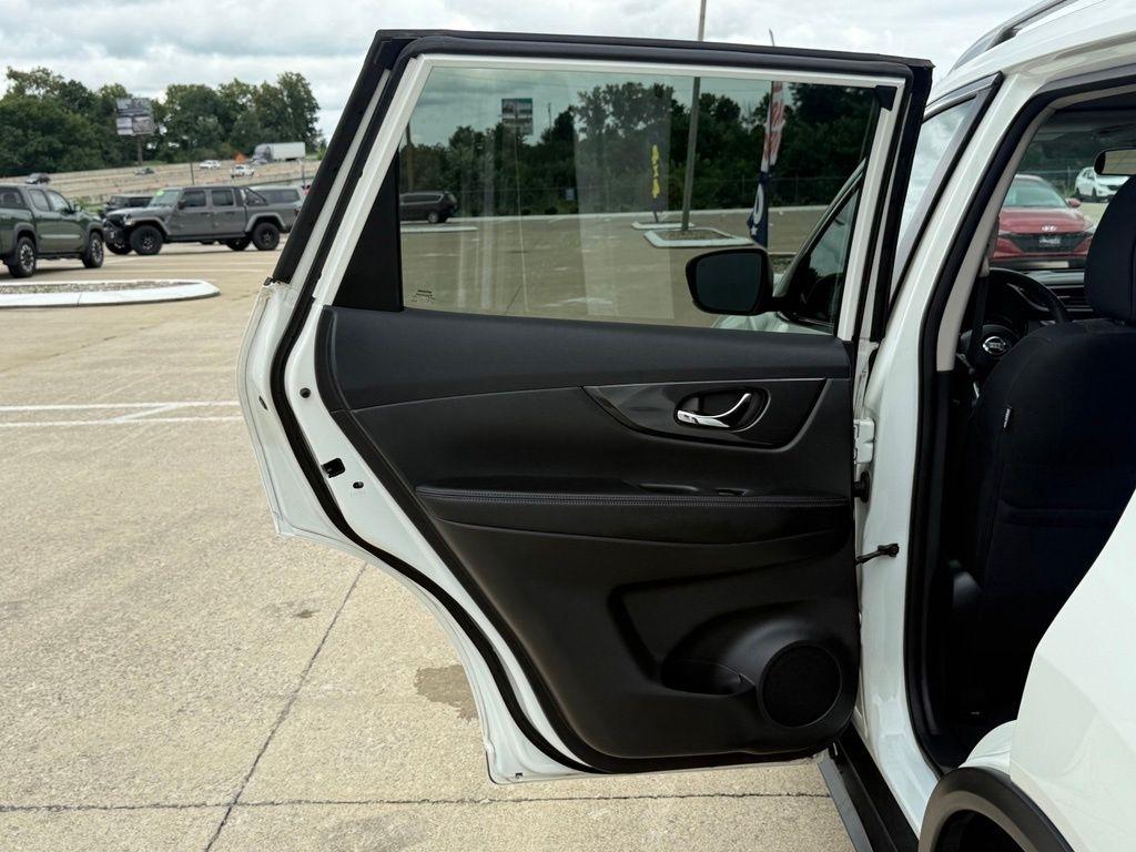 Nissan Rogue  2017