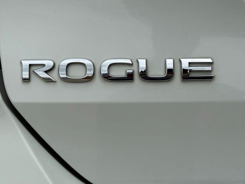 Nissan Rogue  2017