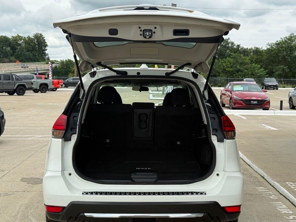 Nissan Rogue  2017