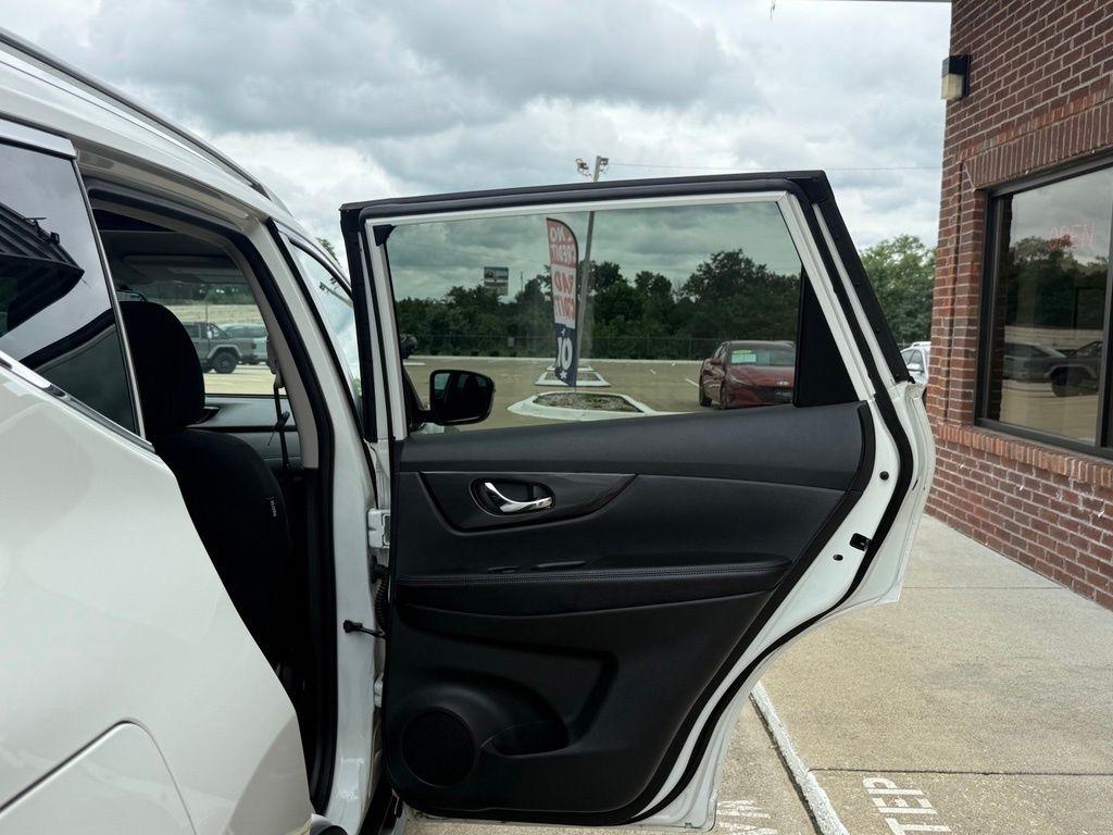 Nissan Rogue  2017