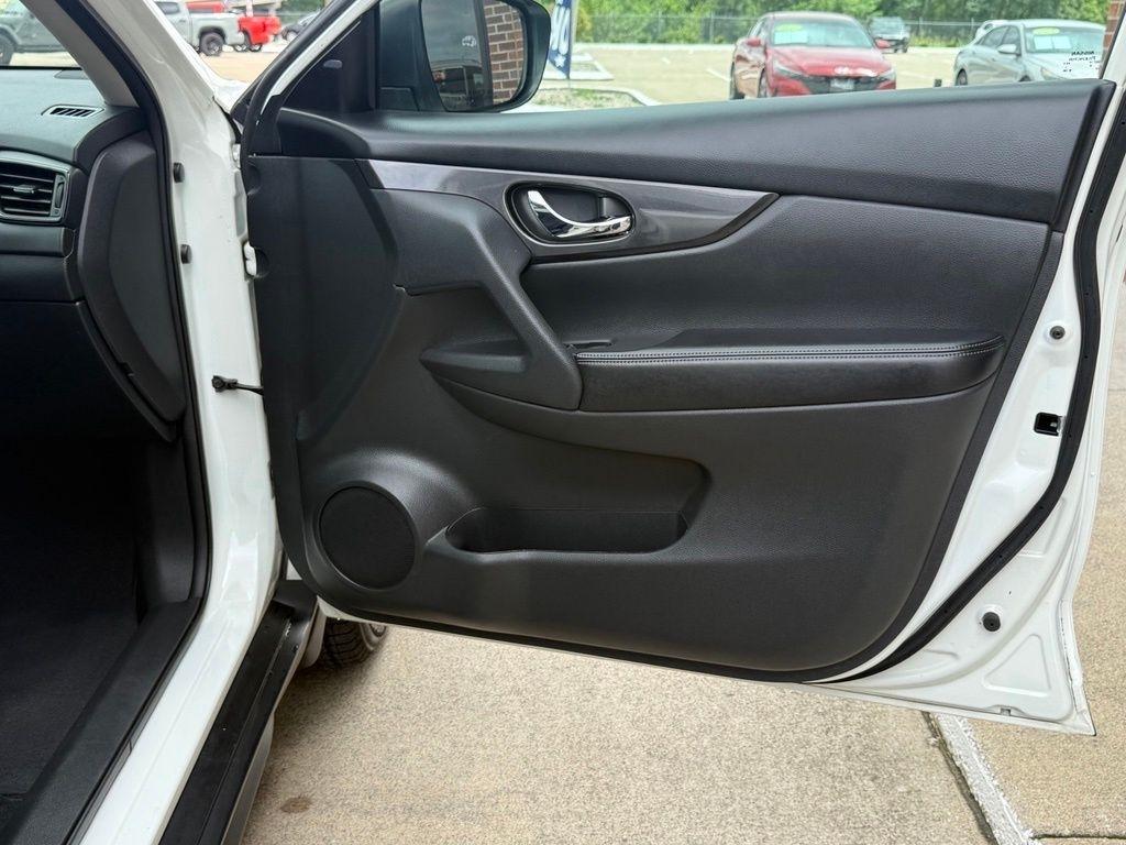 Nissan Rogue  2017