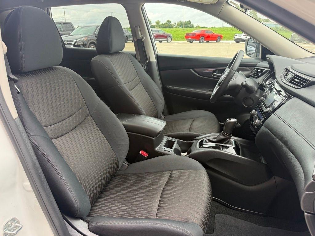 Nissan Rogue  2017