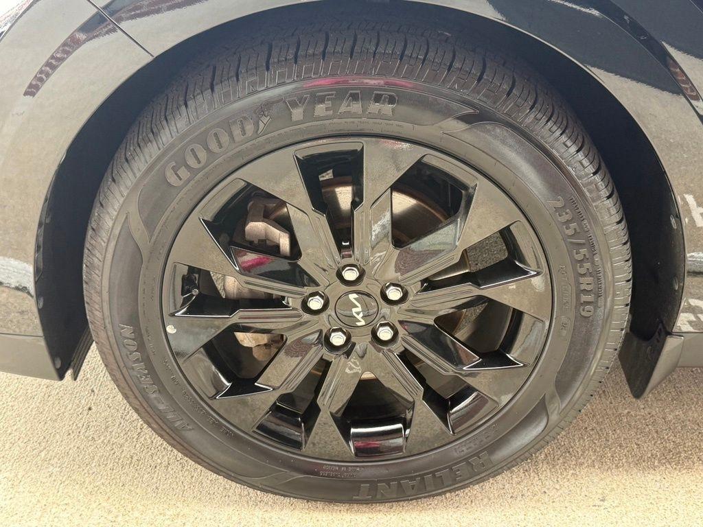 Kia Carnival  2024