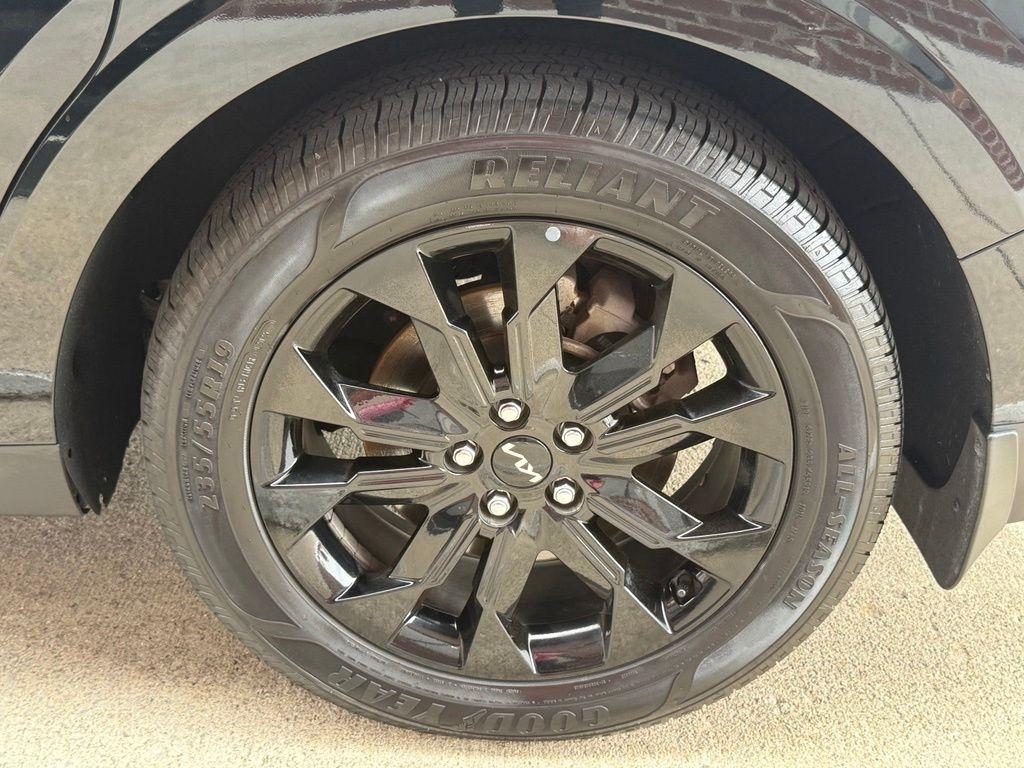 Kia Carnival  2024