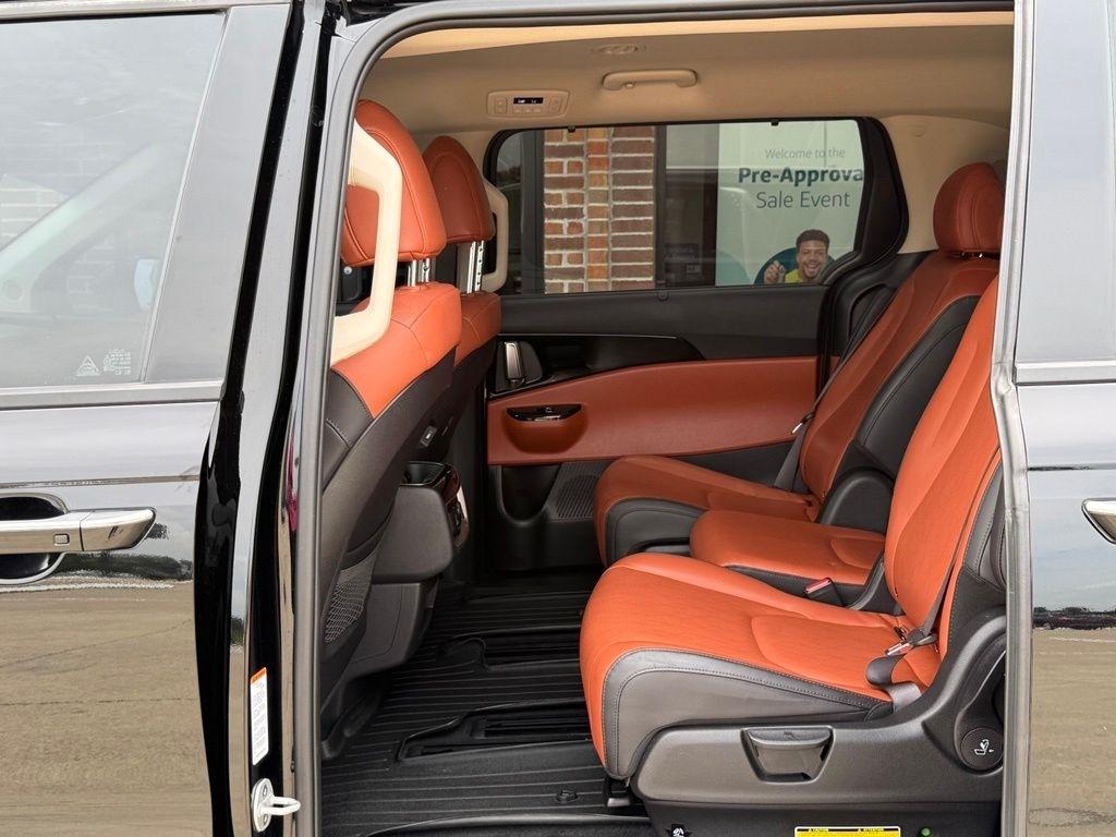 Kia Carnival  2024
