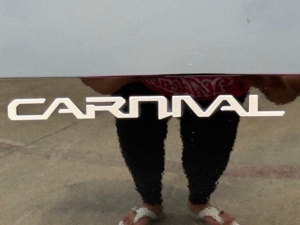 Kia Carnival  2024