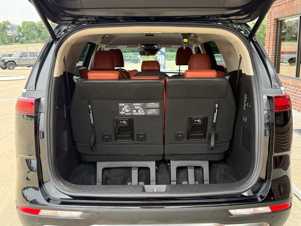 Kia Carnival  2024