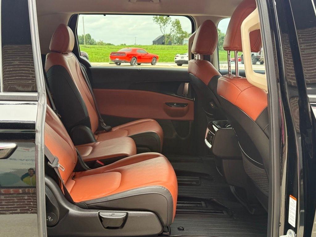 Kia Carnival  2024