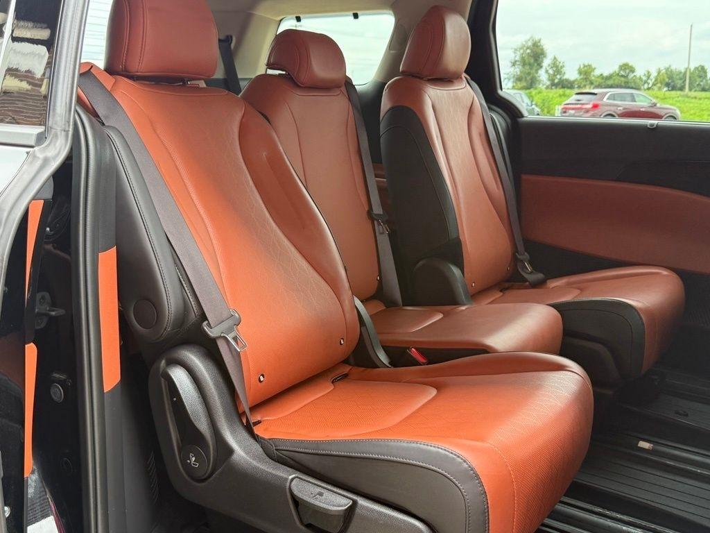 Kia Carnival  2024