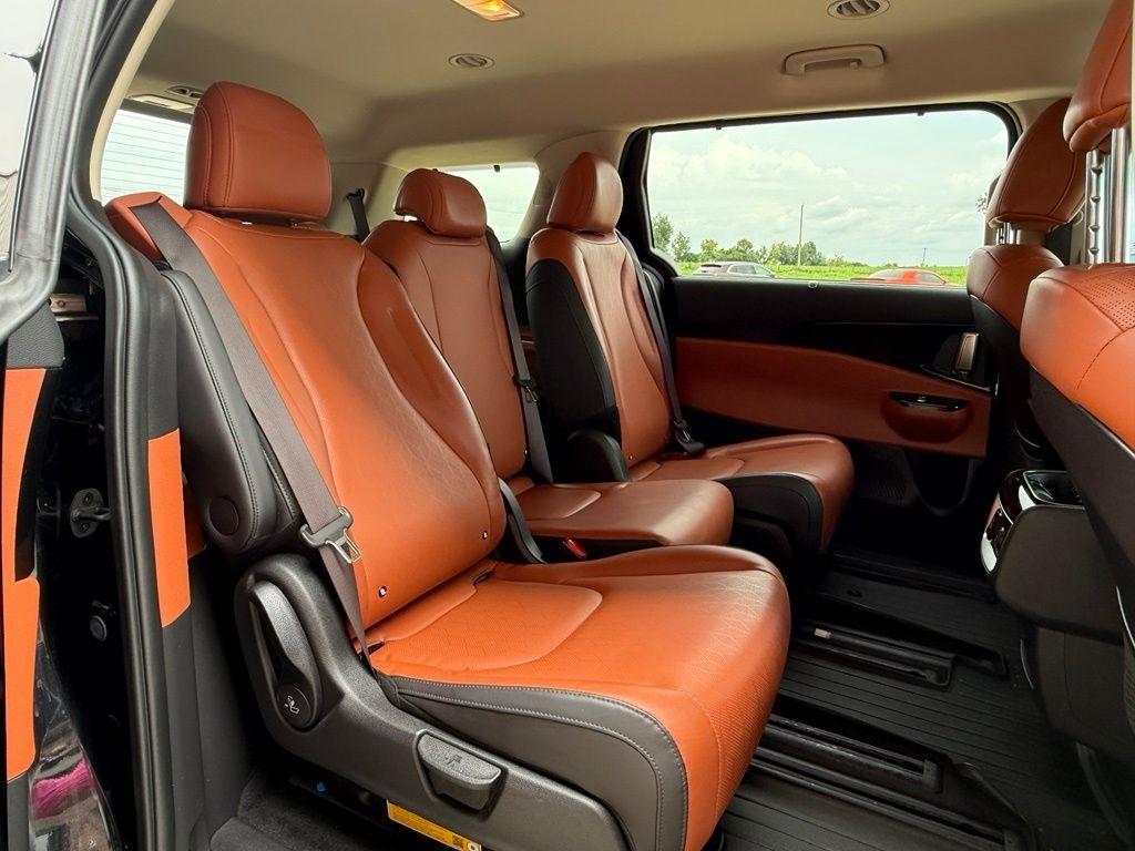 Kia Carnival  2024