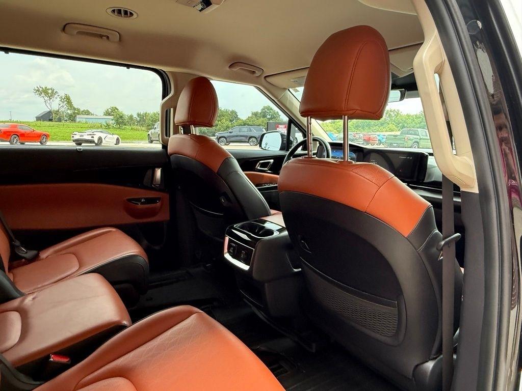 Kia Carnival  2024