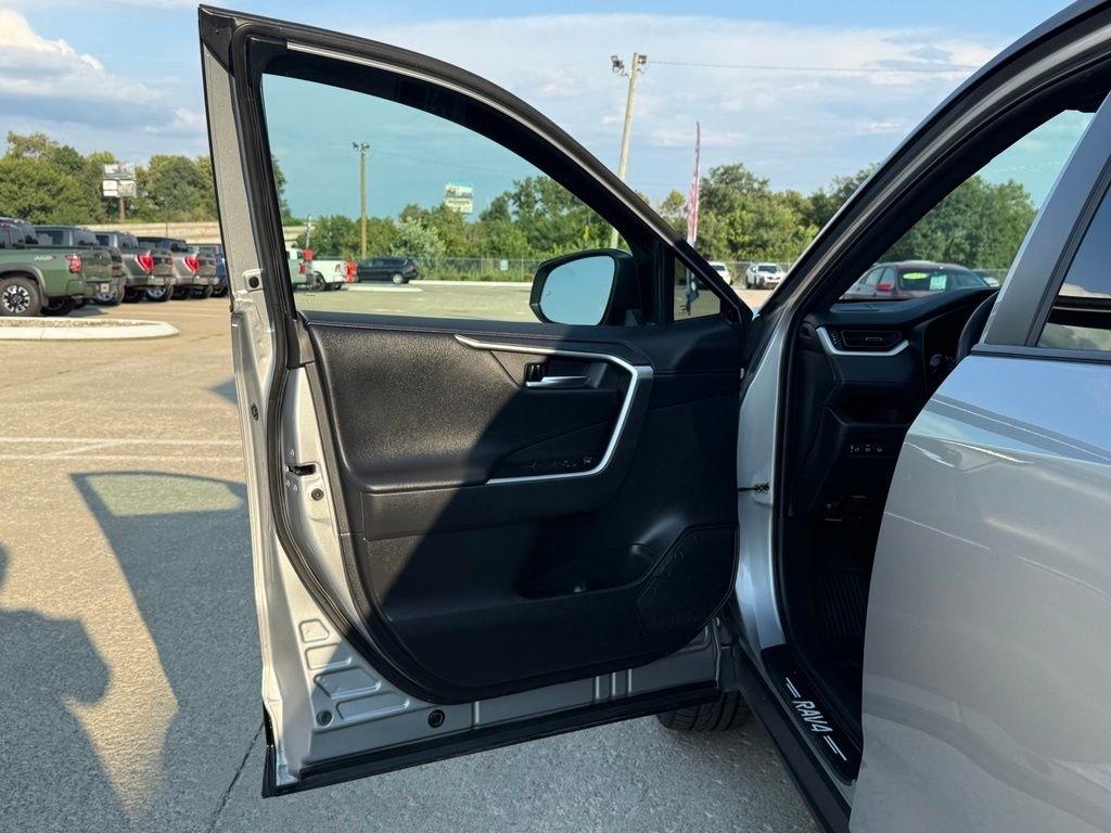 Toyota RAV4 Hybrid  2022