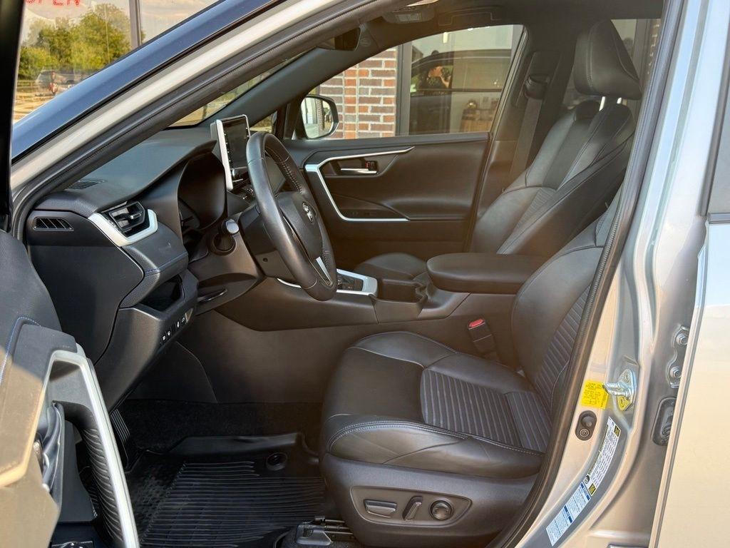 Toyota RAV4 Hybrid  2022