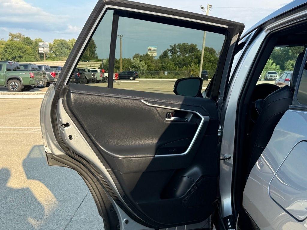 Toyota RAV4 Hybrid  2022