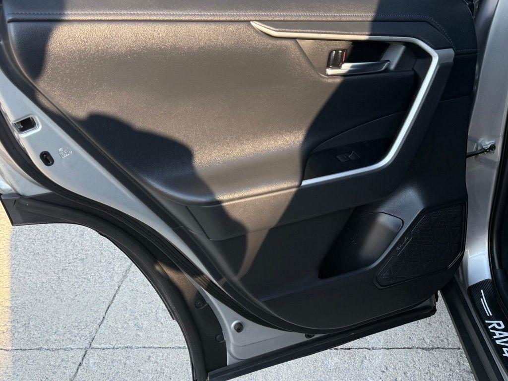 Toyota RAV4 Hybrid  2022