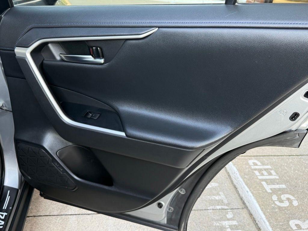 Toyota RAV4 Hybrid  2022