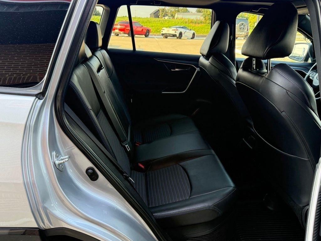 Toyota RAV4 Hybrid  2022