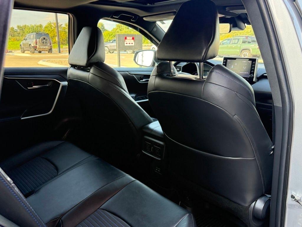 Toyota RAV4 Hybrid  2022