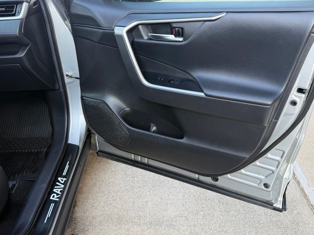 Toyota RAV4 Hybrid  2022