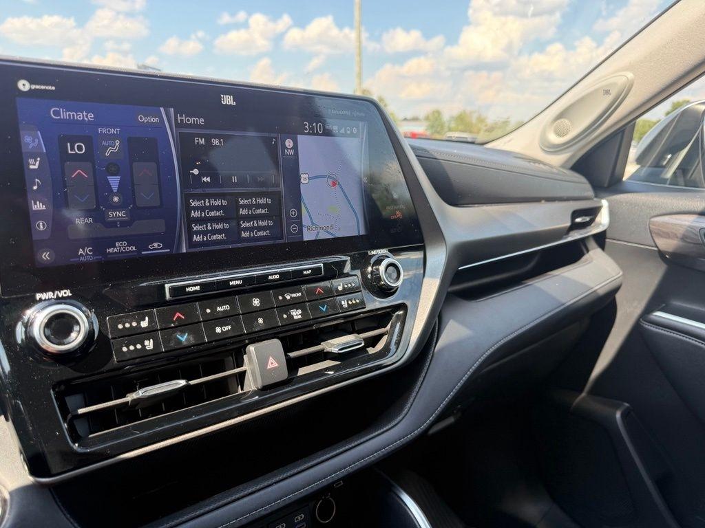 Toyota Highlander  2022