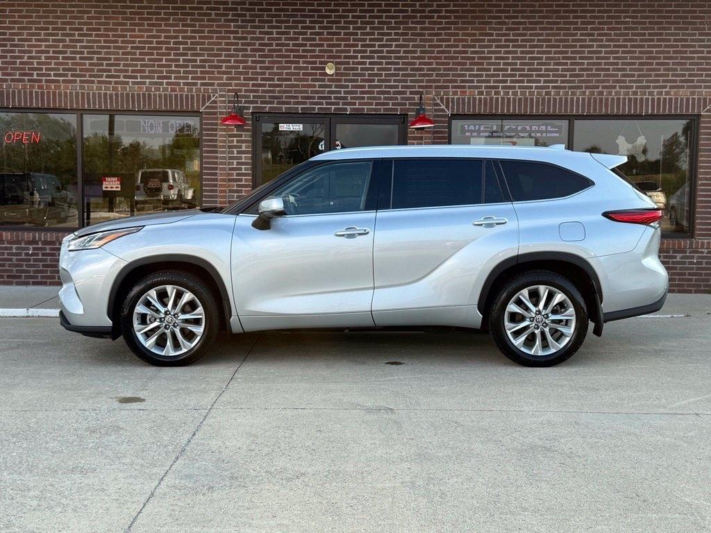 Toyota Highlander  2022