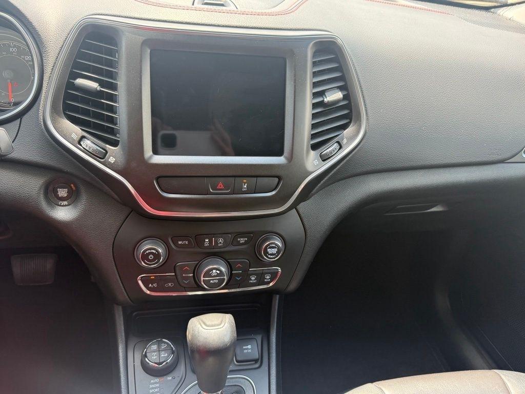 Jeep Cherokee  2022
