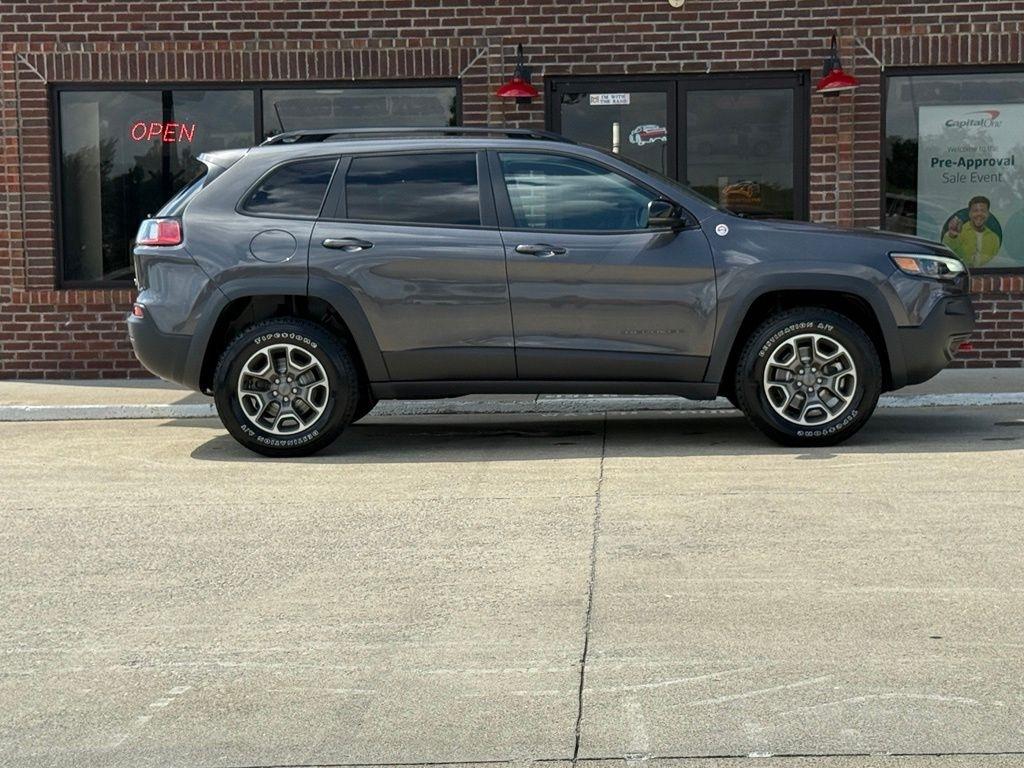 Jeep Cherokee  2022
