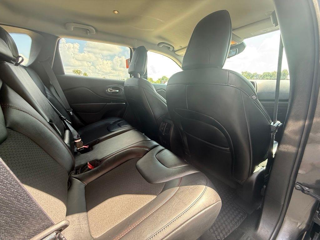 Jeep Cherokee  2022