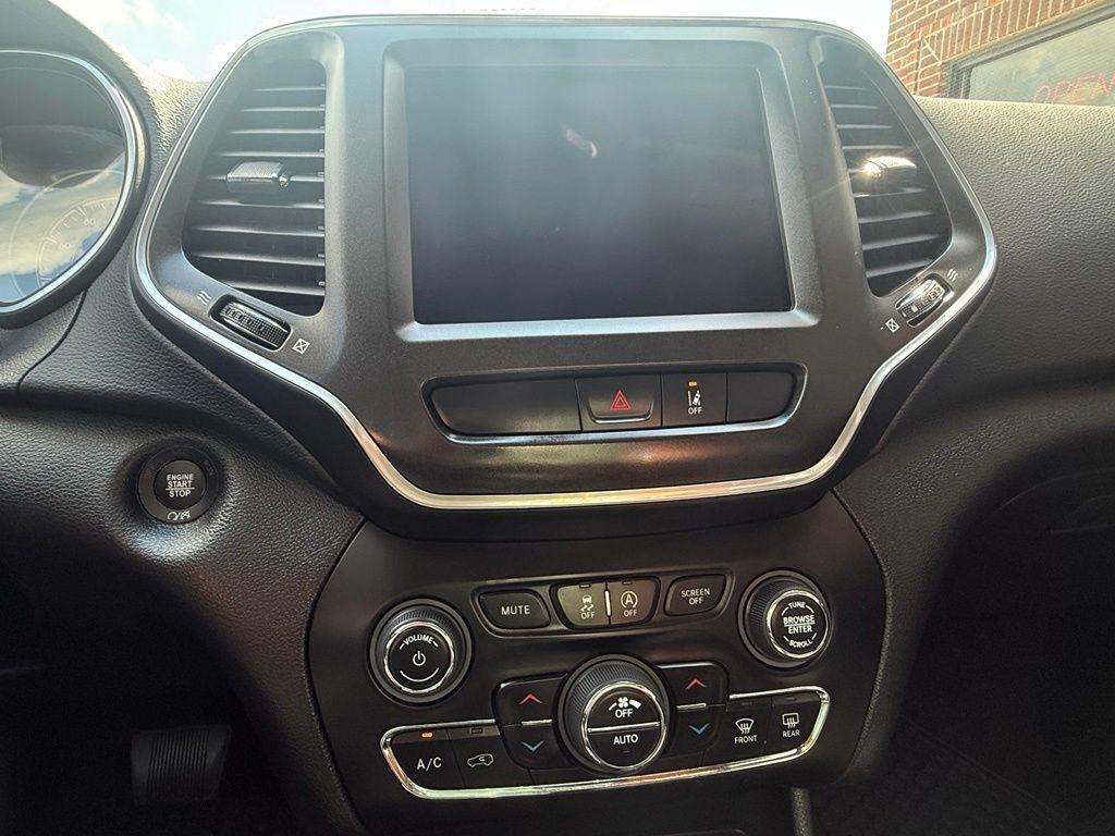 Jeep Cherokee  2022