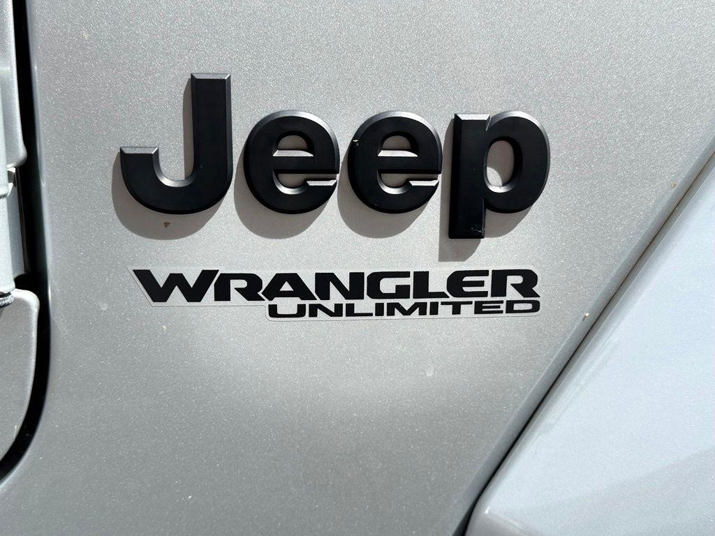 Jeep Wrangler  2022
