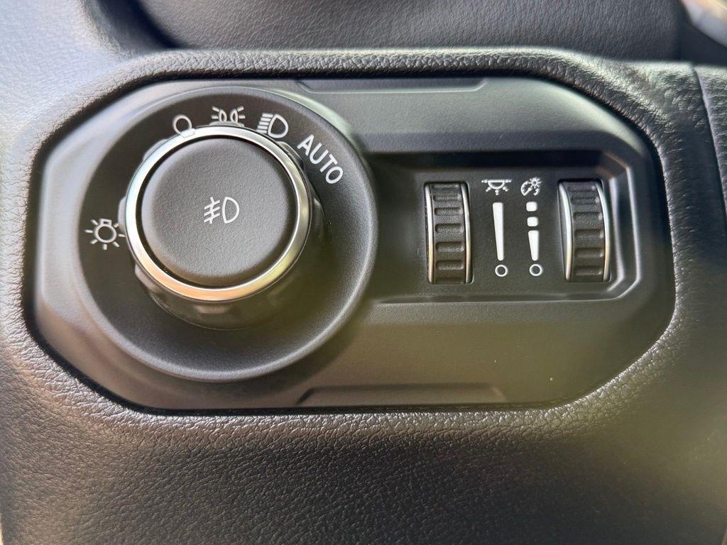 Jeep Wrangler  2022