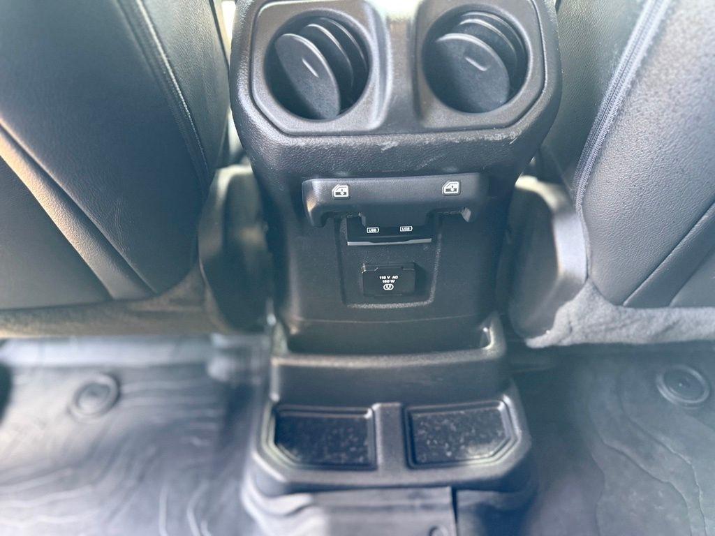 Jeep Wrangler  2022