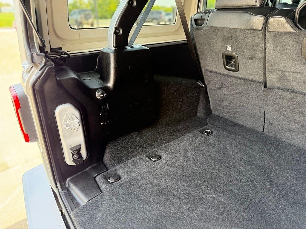 Jeep Wrangler  2022