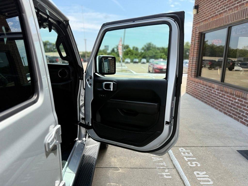 Jeep Wrangler  2022
