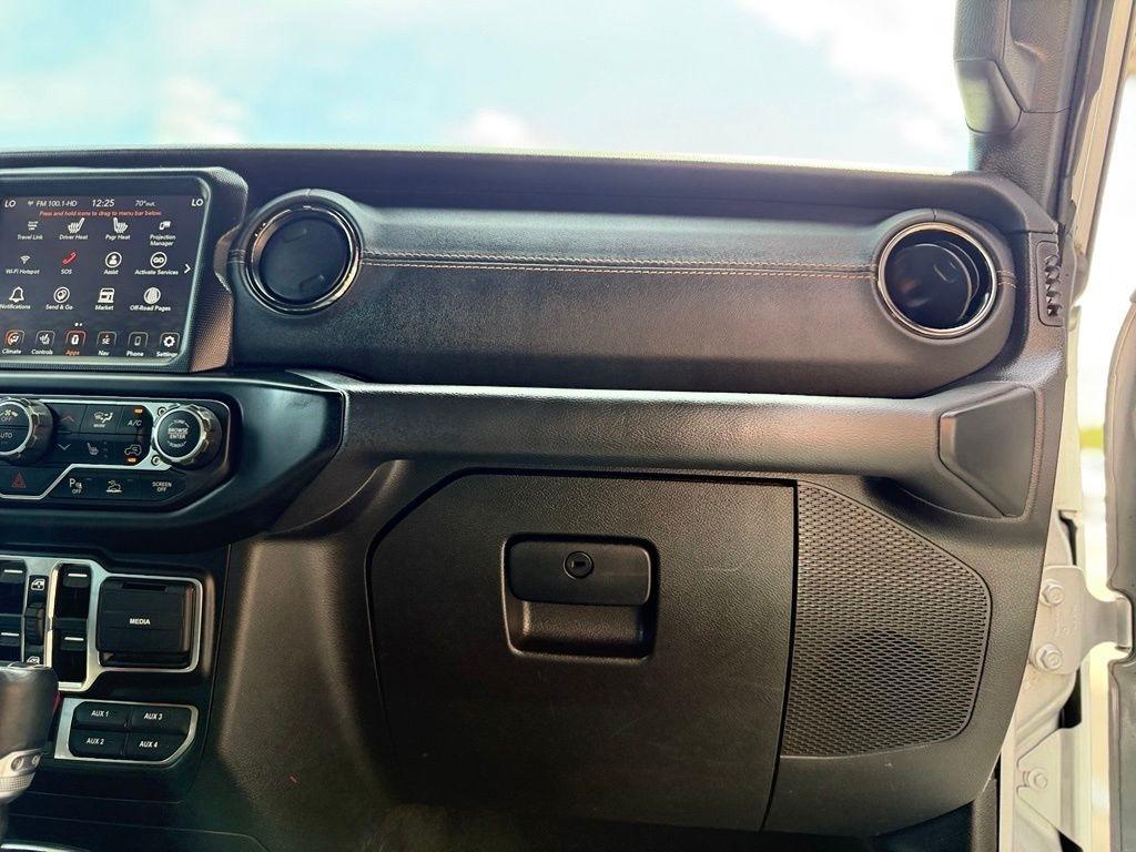 Jeep Wrangler  2022