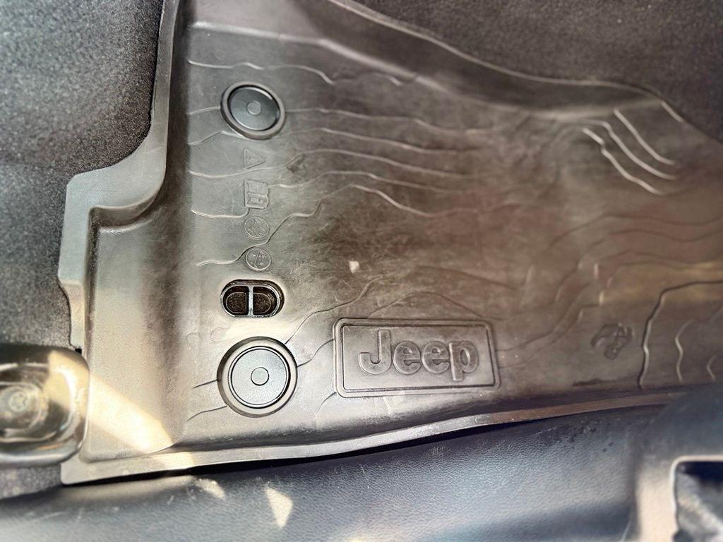 Jeep Wrangler  2022