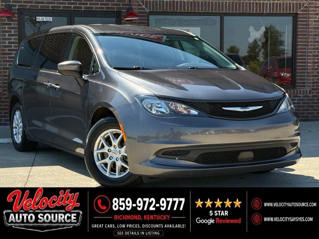 2022 Chrysler Voyager LX