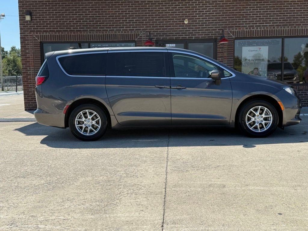 Chrysler Voyager  2022