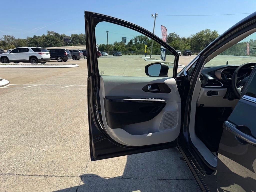 Chrysler Voyager  2022