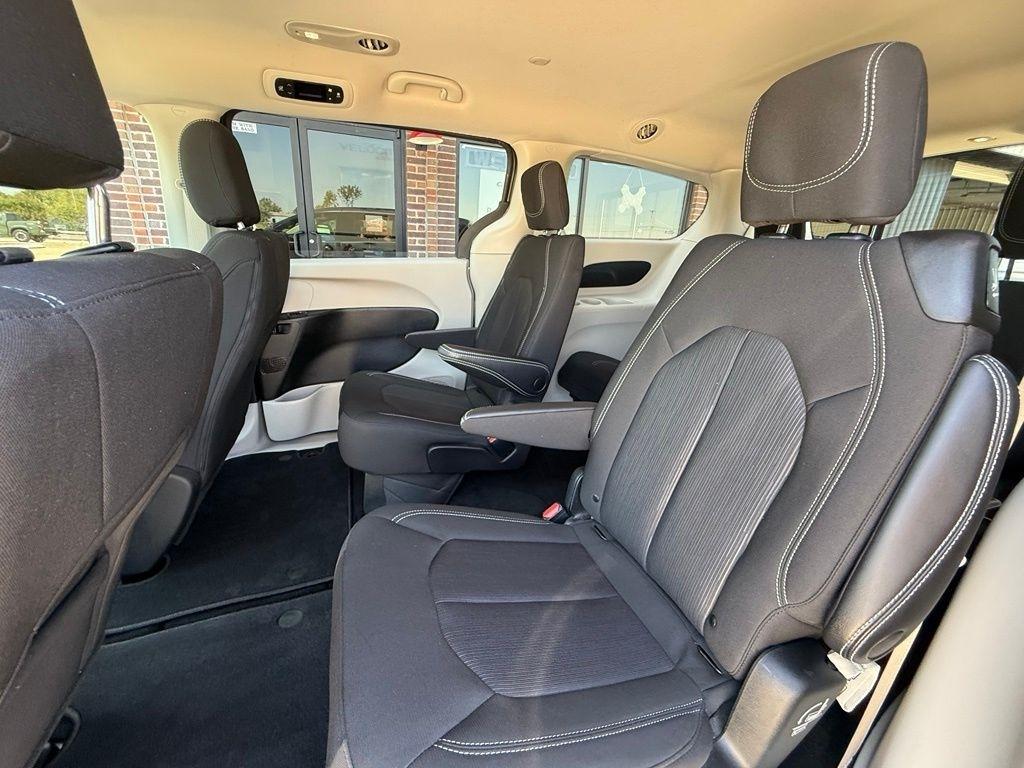 Chrysler Voyager  2022
