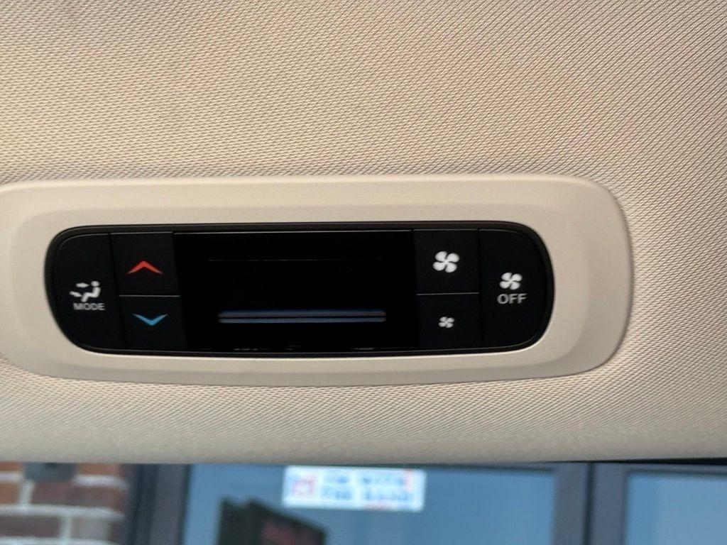 Chrysler Voyager  2022